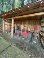 宇津貫熊野神社の{uncategorized: "未分類", other: "その他", undefined: "問題あり", building: "その他建物", grave: "お墓", sacred_gate: "鳥居", guardian: "狛犬", statue: "像", buddha: "仏像", history: "歴史", nature: "自然", garden: "庭園", animal: "動物", pagoda: "塔", temizu: "手水舎", mountain_gate: "山門・神門", sanctuary: "本殿・本堂", subordinate: "末社・摂社", art: "芸術", scenery: "景色", jizo: "地蔵", ema: "絵馬", goshuin: "御朱印", omikuji: "おみくじ", items: "授与品その他", amulet: "お守り", goshuincho: "御朱印帳", eats: "食事", festival: "お祭り", votive_dance: "神楽", shichigosan: "七五三参", wedding: "結婚式", experience: "体験その他", initially: "初詣", around: "周辺", anti_infection: "感染症対策"}