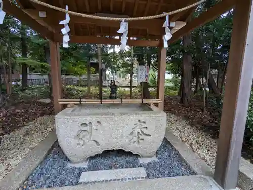 八幡神社の手水舎