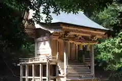 華蔵寺の本殿