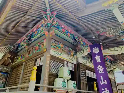 宝登山神社の本殿・本堂