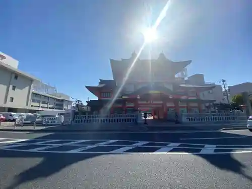 射楯兵主神社の山門