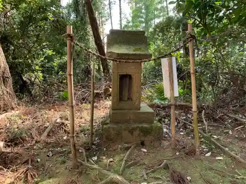 八幡神社の末社