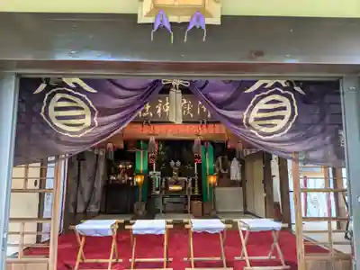 横浜御嶽神社の本殿・本堂