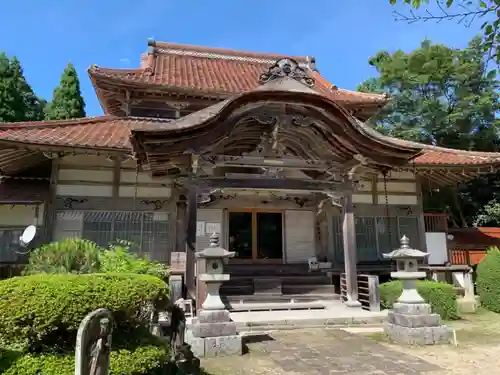 峯寺の本殿