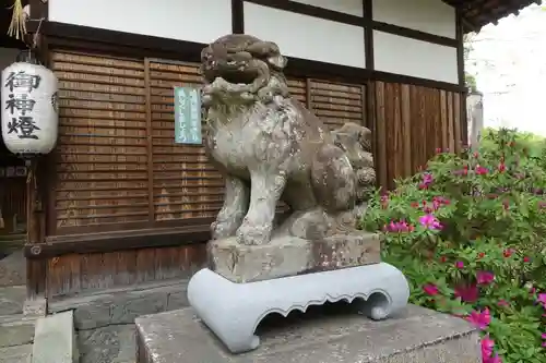 巨椋神社の狛犬