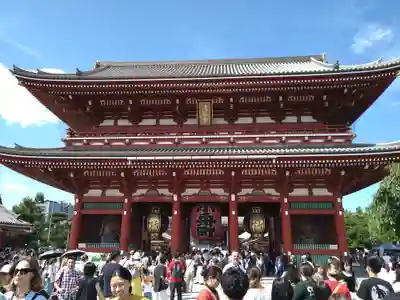 浅草寺の山門・神門