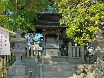 西新井大師総持寺の末社・摂社