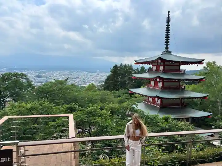 新倉富士浅間神社(山梨県)