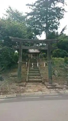 八幡神社の鳥居