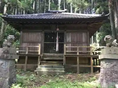 十殿神社の本殿・本堂