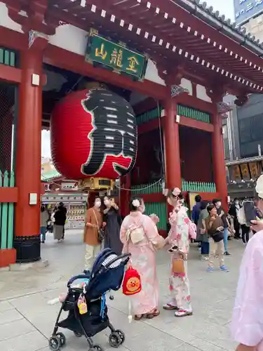 浅草寺の山門