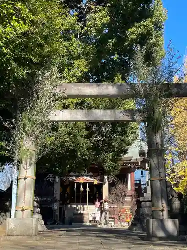 諏訪神社の鳥居