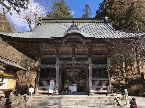 榛名神社の山門・神門