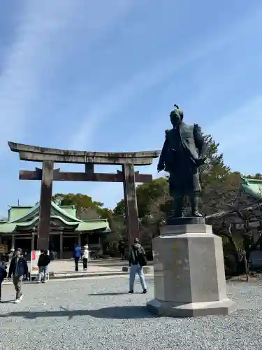 豊國神社の{uncategorized: "未分類", other: "その他", undefined: "問題あり", building: "その他建物", grave: "お墓", sacred_gate: "鳥居", guardian: "狛犬", statue: "像", buddha: "仏像", history: "歴史", nature: "自然", garden: "庭園", animal: "動物", pagoda: "塔", temizu: "手水舎", mountain_gate: "山門・神門", sanctuary: "本殿・本堂", subordinate: "末社・摂社", art: "芸術", scenery: "景色", jizo: "地蔵", ema: "絵馬", goshuin: "御朱印", omikuji: "おみくじ", items: "授与品その他", amulet: "お守り", goshuincho: "御朱印帳", eats: "食事", festival: "お祭り", votive_dance: "神楽", shichigosan: "七五三参", wedding: "結婚式", experience: "体験その他", initially: "初詣", around: "周辺", anti_infection: "感染症対策"}
