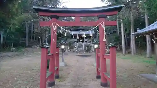 白山神社の鳥居