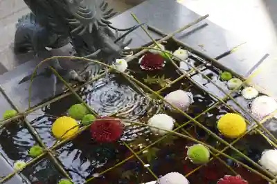 東海市熊野神社の手水舎