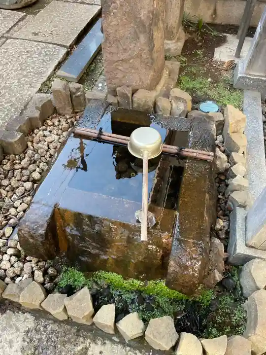 聖輪寺の{uncategorized: "未分類", other: "その他", undefined: "問題あり", building: "その他建物", grave: "お墓", sacred_gate: "鳥居", guardian: "狛犬", statue: "像", buddha: "仏像", history: "歴史", nature: "自然", garden: "庭園", animal: "動物", pagoda: "塔", temizu: "手水舎", mountain_gate: "山門・神門", sanctuary: "本殿・本堂", subordinate: "末社・摂社", art: "芸術", scenery: "景色", jizo: "地蔵", ema: "絵馬", goshuin: "御朱印", omikuji: "おみくじ", items: "授与品その他", amulet: "お守り", goshuincho: "御朱印帳", eats: "食事", festival: "お祭り", votive_dance: "神楽", shichigosan: "七五三参", wedding: "結婚式", experience: "体験その他", initially: "初詣", around: "周辺", anti_infection: "感染症対策"}