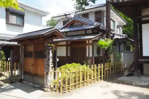 昆陽寺の建物その他