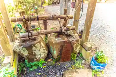 坪沼八幡神社の手水舎