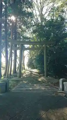 新羅神社の鳥居