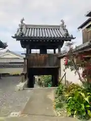 浄運寺の山門