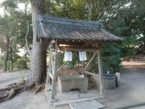 久々志彌神社の手水舎