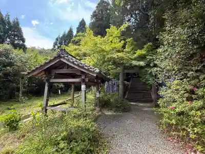 葛木御歳神社の{uncategorized: "未分類", other: "その他", undefined: "問題あり", building: "その他建物", grave: "お墓", sacred_gate: "鳥居", guardian: "狛犬", statue: "像", buddha: "仏像", history: "歴史", nature: "自然", garden: "庭園", animal: "動物", pagoda: "塔", temizu: "手水舎", mountain_gate: "山門・神門", sanctuary: "本殿・本堂", subordinate: "末社・摂社", art: "芸術", scenery: "景色", jizo: "地蔵", ema: "絵馬", goshuin: "御朱印", omikuji: "おみくじ", items: "授与品その他", amulet: "お守り", goshuincho: "御朱印帳", eats: "食事", festival: "お祭り", votive_dance: "神楽", shichigosan: "七五三参", wedding: "結婚式", experience: "体験その他", initially: "初詣", around: "周辺", anti_infection: "感染症対策"}