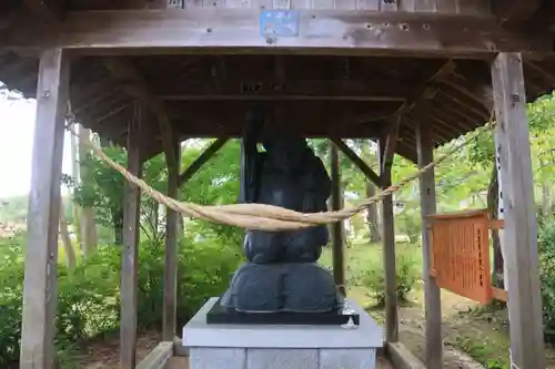  岳温泉神社 の像