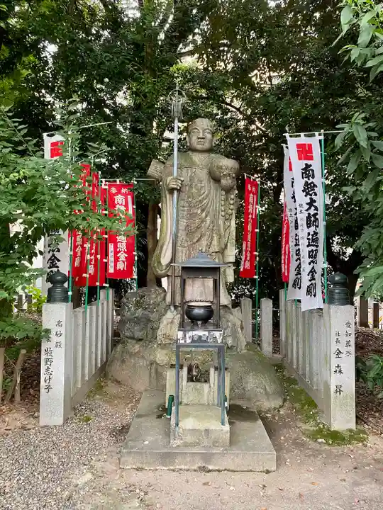大須観音 (北野山真福寺宝生院)の像