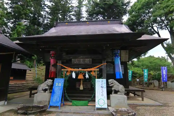 長屋神社の本殿・本堂