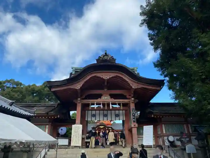 石清水八幡宮の{uncategorized: "未分類", other: "その他", undefined: "問題あり", building: "その他建物", grave: "お墓", sacred_gate: "鳥居", guardian: "狛犬", statue: "像", buddha: "仏像", history: "歴史", nature: "自然", garden: "庭園", animal: "動物", pagoda: "塔", temizu: "手水舎", mountain_gate: "山門・神門", sanctuary: "本殿・本堂", subordinate: "末社・摂社", art: "芸術", scenery: "景色", jizo: "地蔵", ema: "絵馬", goshuin: "御朱印", omikuji: "おみくじ", items: "授与品その他", amulet: "お守り", goshuincho: "御朱印帳", eats: "食事", festival: "お祭り", votive_dance: "神楽", shichigosan: "七五三参", wedding: "結婚式", experience: "体験その他", initially: "初詣", around: "周辺", anti_infection: "感染症対策"}