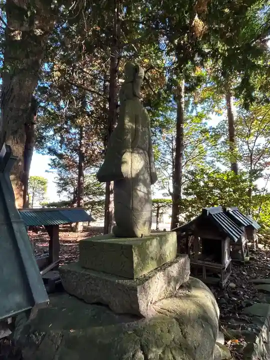 八幡社日吉社合殿(長野県)
