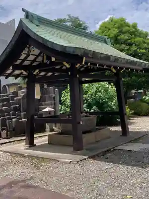 浄土宗南命山善光寺の手水舎