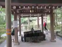 狭井坐大神荒魂神社(狭井神社)の手水舎