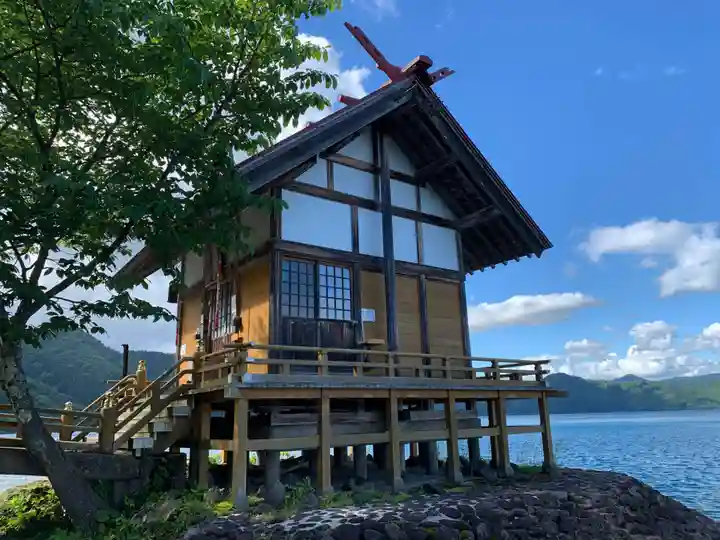 浮木神社の本殿・本堂