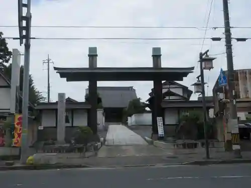 神應寺の山門