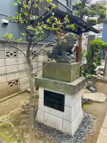 石井神社の{uncategorized: "未分類", other: "その他", undefined: "問題あり", building: "その他建物", grave: "お墓", sacred_gate: "鳥居", guardian: "狛犬", statue: "像", buddha: "仏像", history: "歴史", nature: "自然", garden: "庭園", animal: "動物", pagoda: "塔", temizu: "手水舎", mountain_gate: "山門・神門", sanctuary: "本殿・本堂", subordinate: "末社・摂社", art: "芸術", scenery: "景色", jizo: "地蔵", ema: "絵馬", goshuin: "御朱印", omikuji: "おみくじ", items: "授与品その他", amulet: "お守り", goshuincho: "御朱印帳", eats: "食事", festival: "お祭り", votive_dance: "神楽", shichigosan: "七五三参", wedding: "結婚式", experience: "体験その他", initially: "初詣", around: "周辺", anti_infection: "感染症対策"}