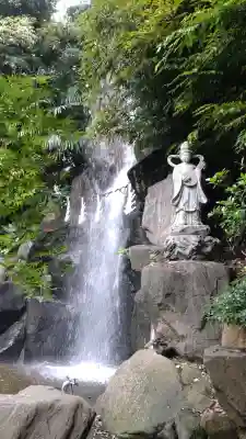 法華経寺奥之院の{uncategorized: "未分類", other: "その他", undefined: "問題あり", building: "その他建物", grave: "お墓", sacred_gate: "鳥居", guardian: "狛犬", statue: "像", buddha: "仏像", history: "歴史", nature: "自然", garden: "庭園", animal: "動物", pagoda: "塔", temizu: "手水舎", mountain_gate: "山門・神門", sanctuary: "本殿・本堂", subordinate: "末社・摂社", art: "芸術", scenery: "景色", jizo: "地蔵", ema: "絵馬", goshuin: "御朱印", omikuji: "おみくじ", items: "授与品その他", amulet: "お守り", goshuincho: "御朱印帳", eats: "食事", festival: "お祭り", votive_dance: "神楽", shichigosan: "七五三参", wedding: "結婚式", experience: "体験その他", initially: "初詣", around: "周辺", anti_infection: "感染症対策"}