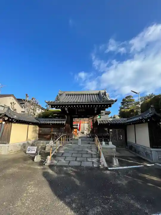 寳珠院(常楽寺)の山門・神門