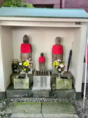 入一地蔵菩薩•入一観音菩薩(東京都)