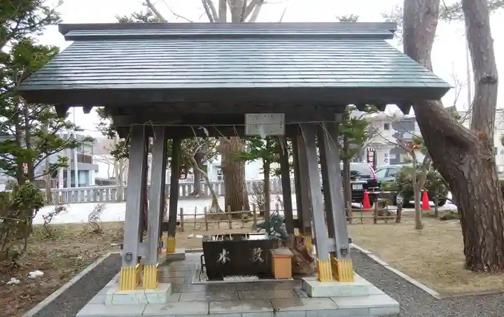 西野神社の手水舎