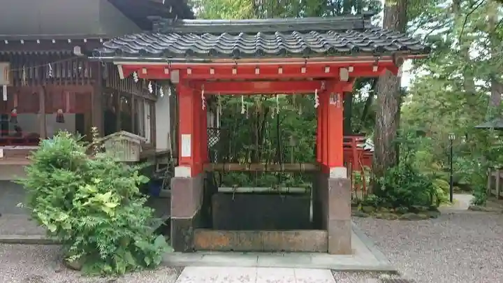 金澤神社の手水舎