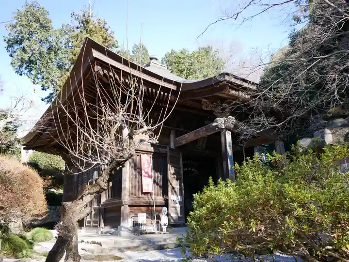 岩之上堂の本殿・本堂