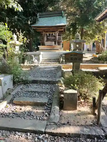 上地八幡宮の末社・摂社