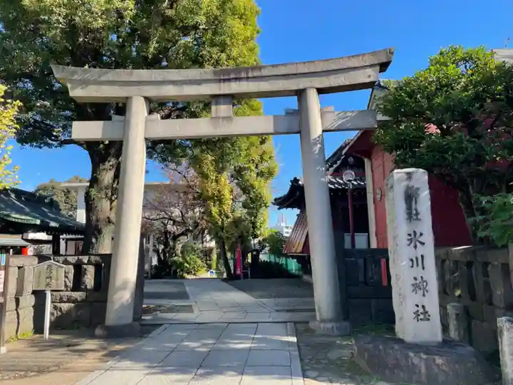 麻布氷川神社の鳥居