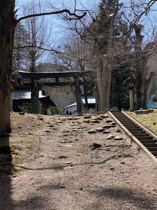 諏訪大社上社前宮のその他建物