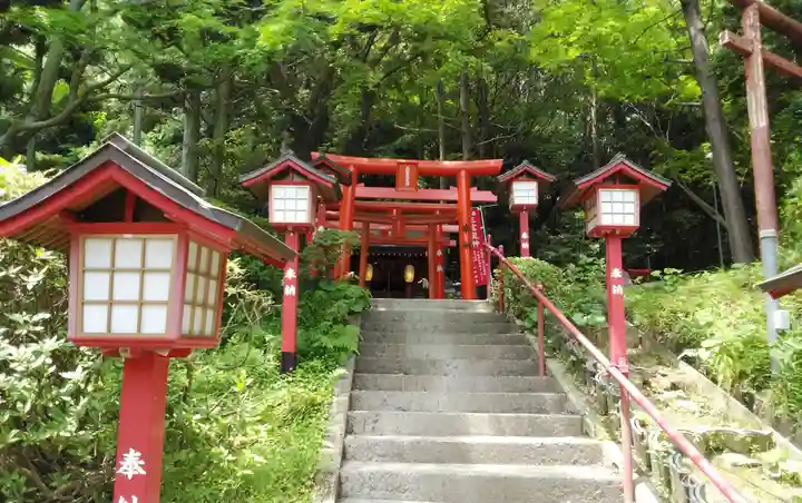 宮地嶽神社の末社・摂社