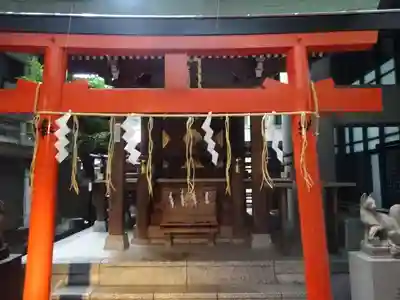 築土神社の鳥居