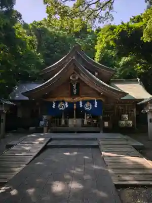若宮八幡宮の{uncategorized: "未分類", other: "その他", undefined: "問題あり", building: "その他建物", grave: "お墓", sacred_gate: "鳥居", guardian: "狛犬", statue: "像", buddha: "仏像", history: "歴史", nature: "自然", garden: "庭園", animal: "動物", pagoda: "塔", temizu: "手水舎", mountain_gate: "山門・神門", sanctuary: "本殿・本堂", subordinate: "末社・摂社", art: "芸術", scenery: "景色", jizo: "地蔵", ema: "絵馬", goshuin: "御朱印", omikuji: "おみくじ", items: "授与品その他", amulet: "お守り", goshuincho: "御朱印帳", eats: "食事", festival: "お祭り", votive_dance: "神楽", shichigosan: "七五三参", wedding: "結婚式", experience: "体験その他", initially: "初詣", around: "周辺", anti_infection: "感染症対策"}