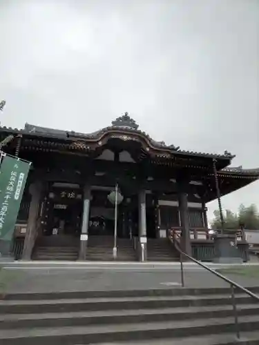 慈恩寺の本殿